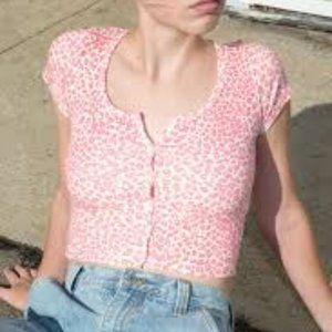 rare brandy melville leopard print zelly top!!